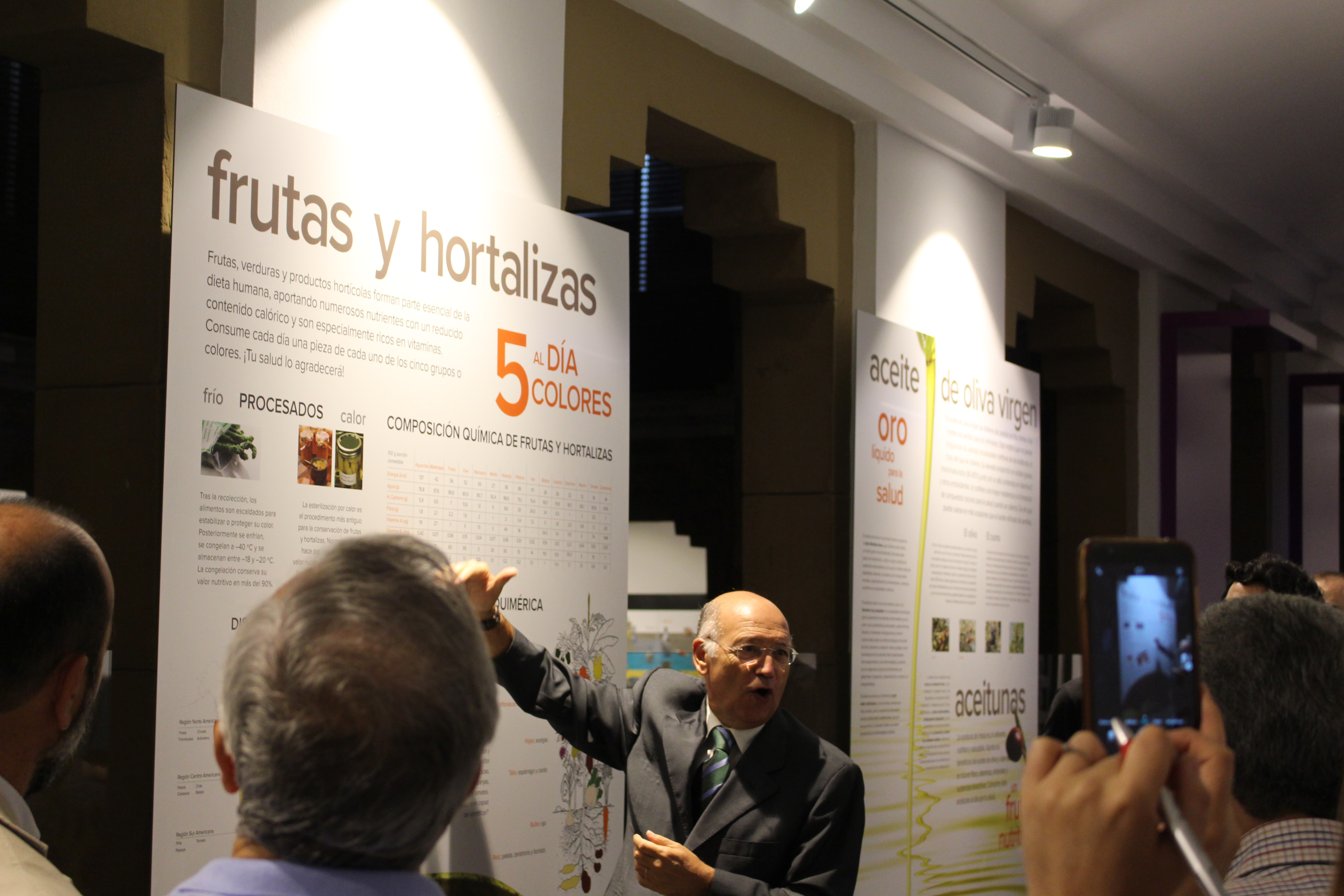 Conoceremos la información nutricional de los distintos alimentos.